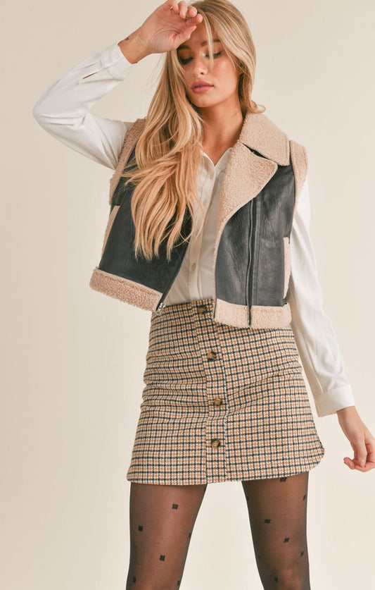 Fashion Forward: The Latest Trends in Women’s Shearling Vests