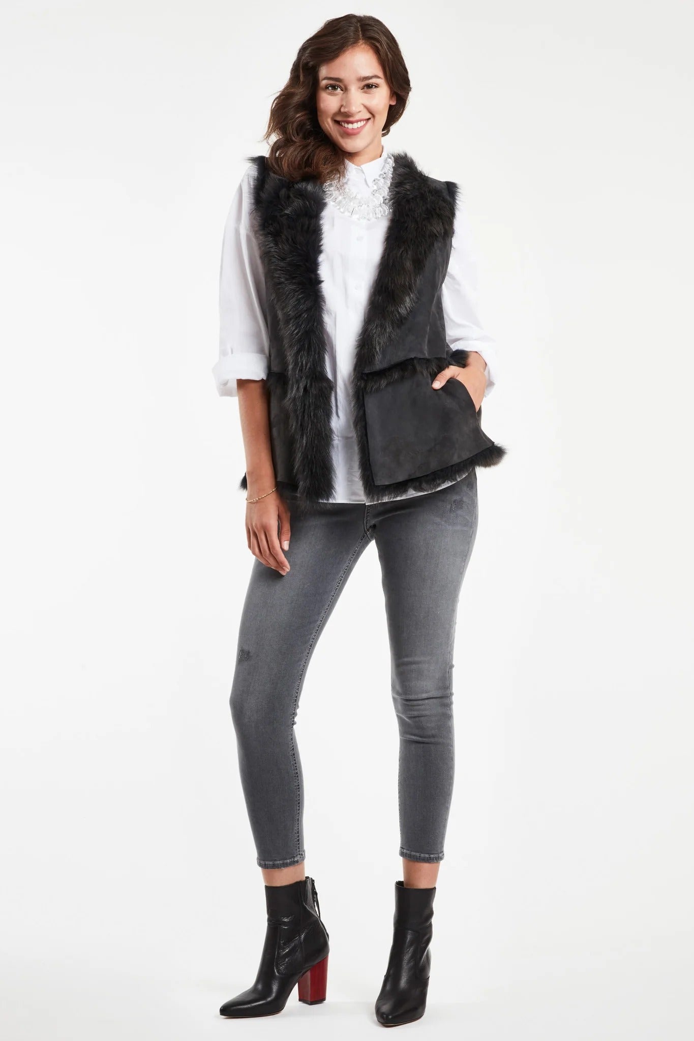 Chic Black Shearling Vest for Women