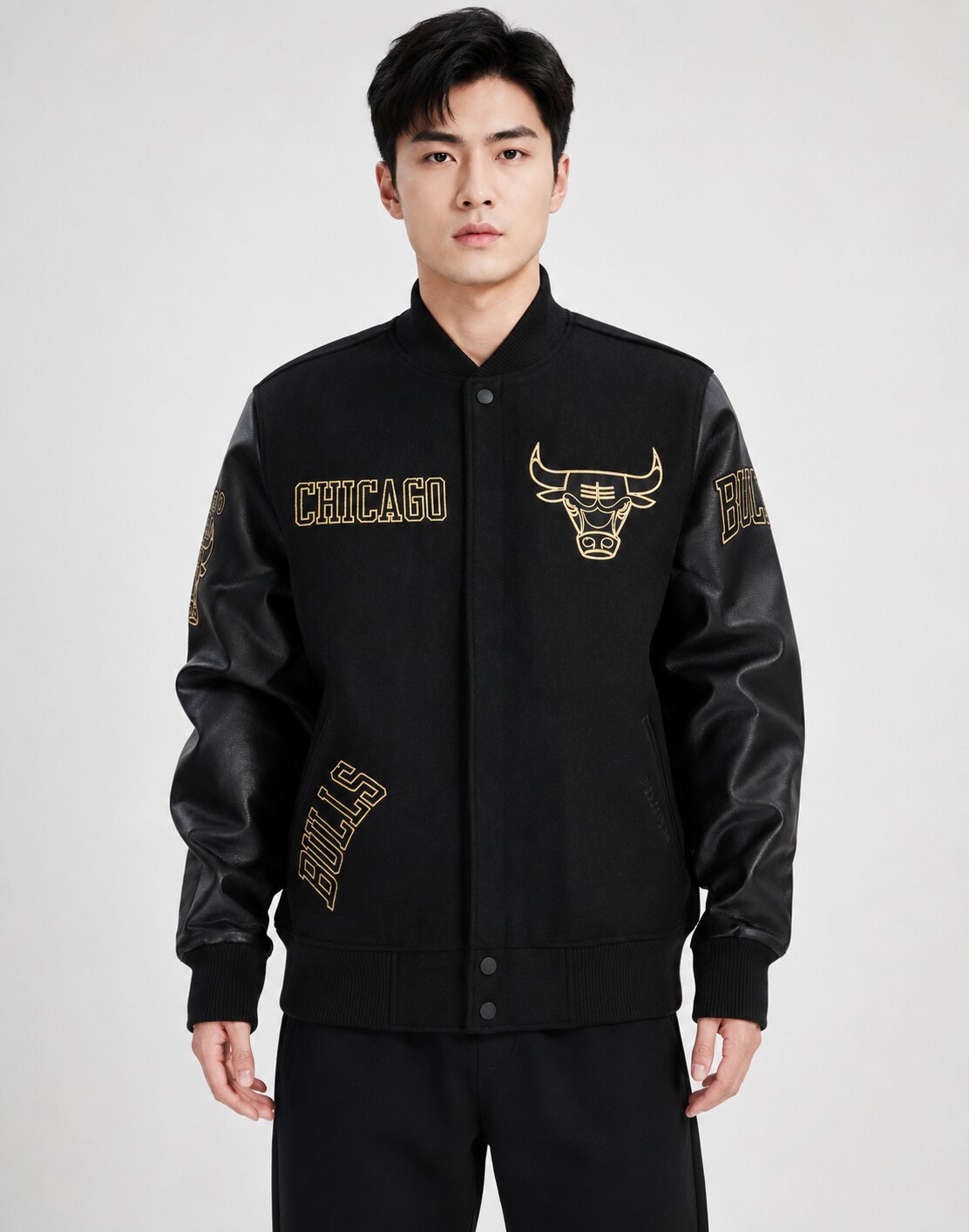 Men’s Chicago Bulls Black Varsity Jacket