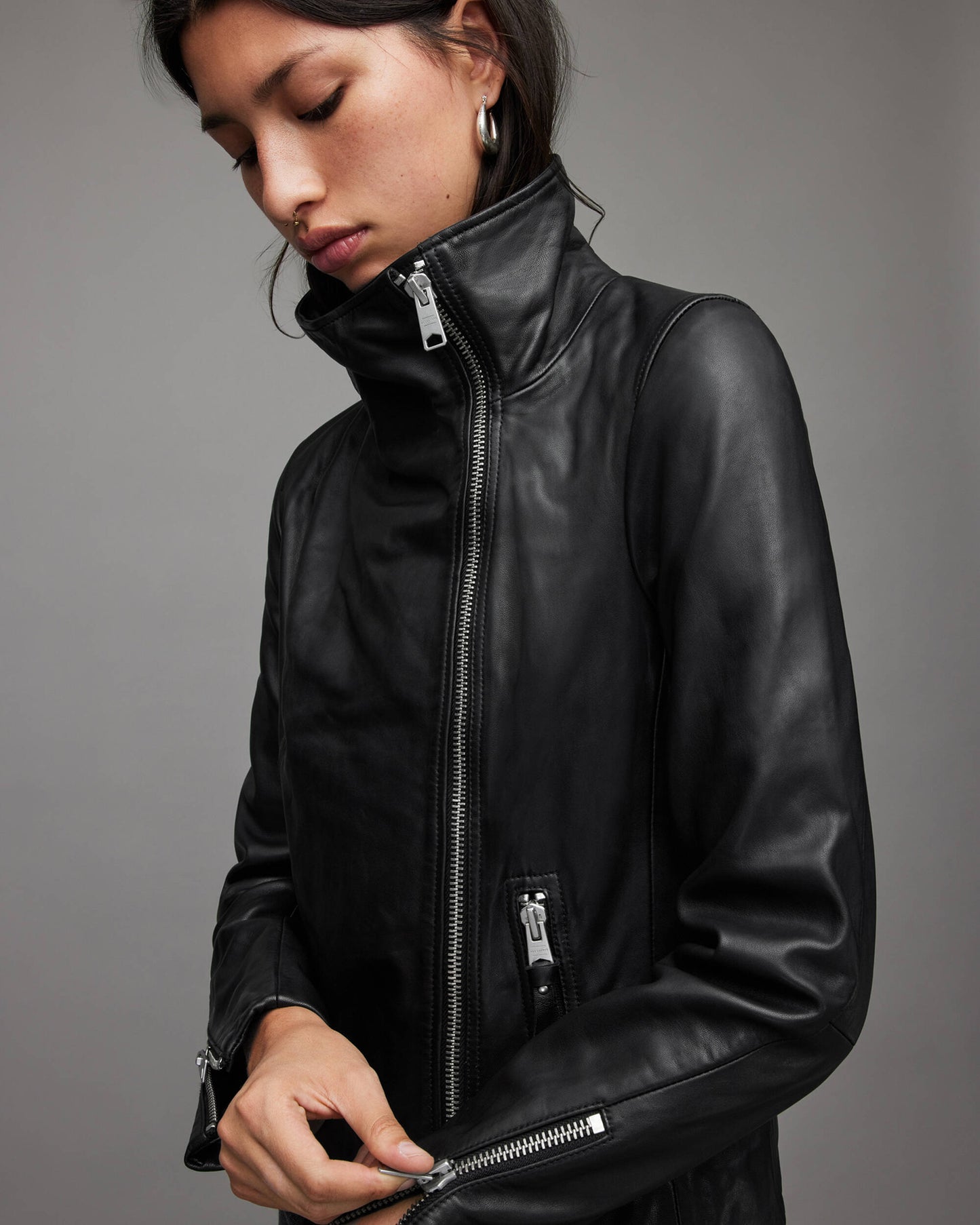 Women's Leather Biker Jacket In Black With Wing Collar