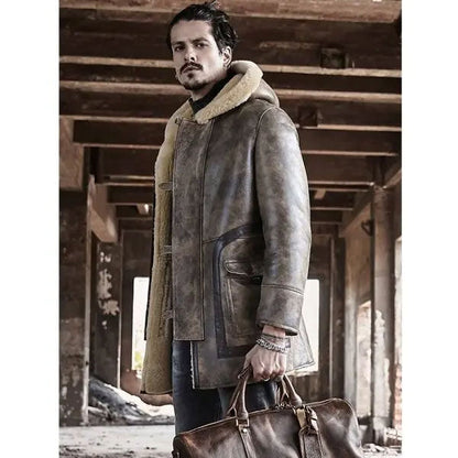 Men's Long Hooded Sheepskin Leather Fur Coat for Winter"